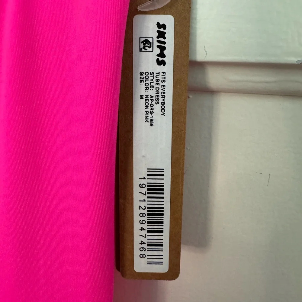 SKIMS Fits Everybody Tube Dress in Neon Pink - Picture 6 of 9